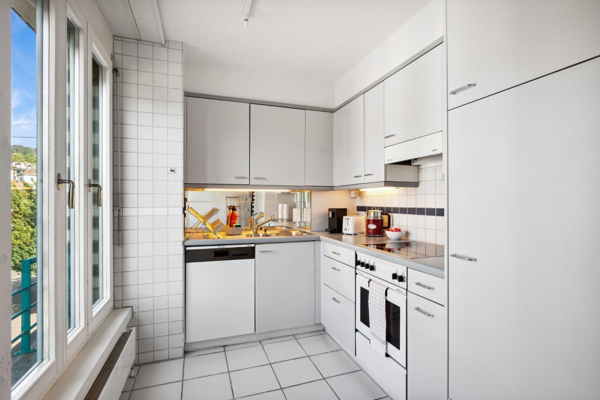 Spacious Central Apartments Hoting Zurich Exterior photo