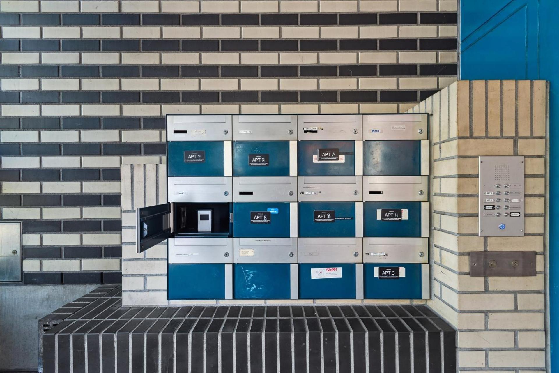 Spacious Central Apartments Hoting Zurich Exterior photo
